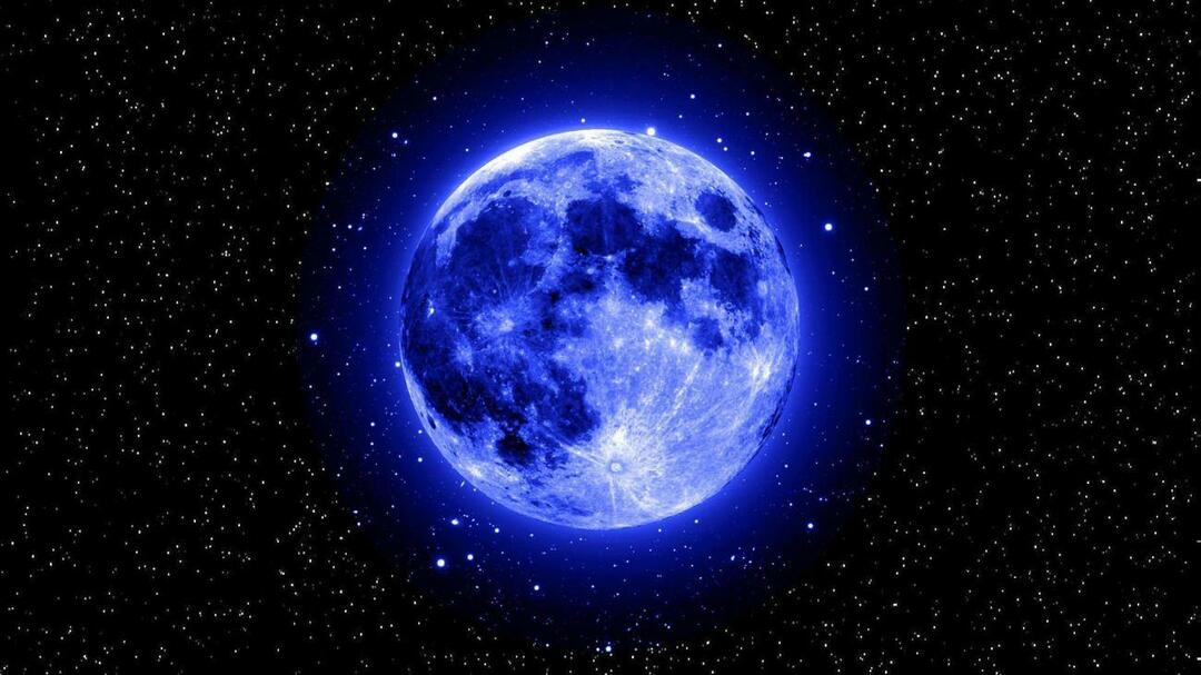 Când va apărea Luna Albastră?