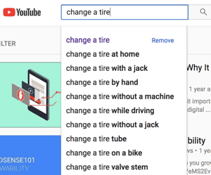Exemplu de rezultate ale căutării completării automate YouTube.