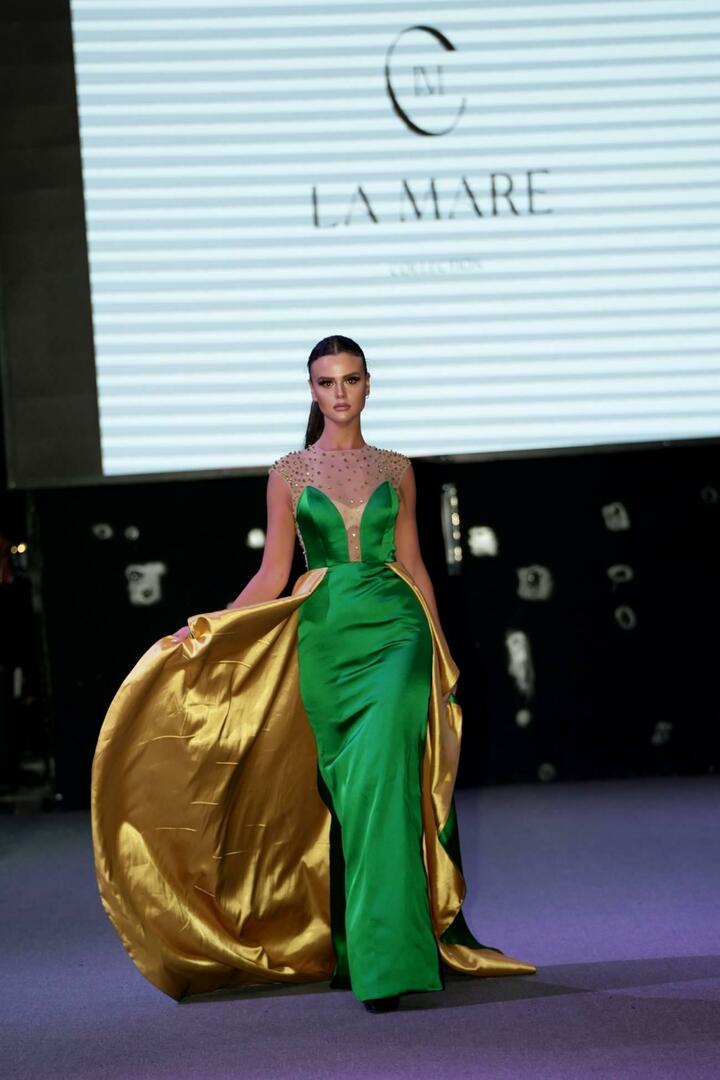 Prezentare de modă La Mare Collection