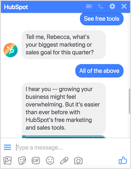 Molly Pitmann spune că a pune întrebări funcționează bine într-un chatbog. Chatbot-ul HubSpot pune întrebări precum Care este cel mai mare obiectiv de marketing sau de vânzări pentru acest trimestru?