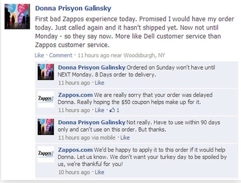 răspunsul clienților zappos pe facebook