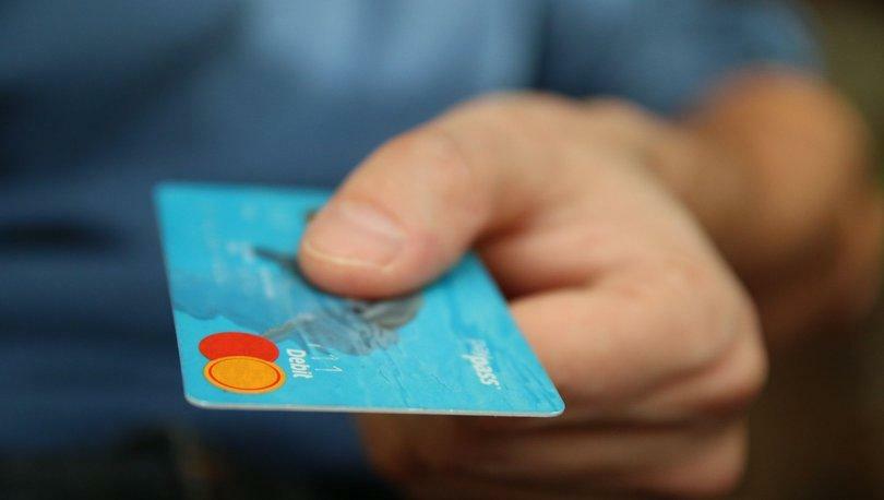 Cum să solicitați rambursarea taxei cardului de credit