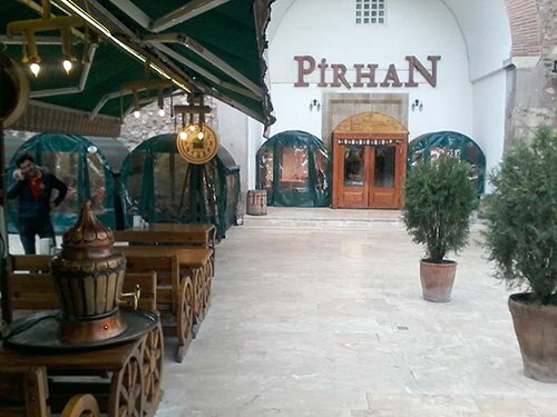 Restaurantul Pirhan