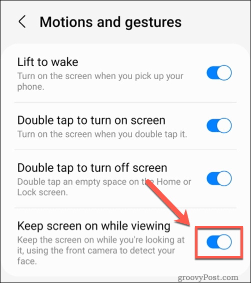 Activarea funcției de menținere a ecranului în timp ce vizualizați pe telefoanele Samsung