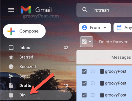 Deschiderea dosarului Coș de gunoi (Coș) în Gmail