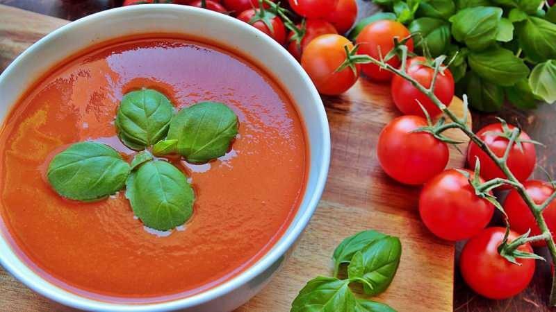 Câte calorii din roșii? Supa de roșii te face să te îngrași?