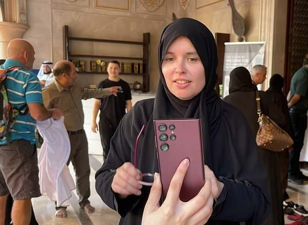 Turiștii din Qatar se întâlnesc cu islamul