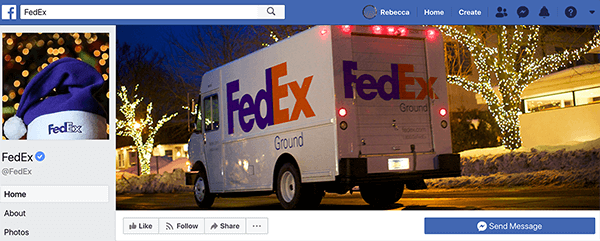 Aceasta este o captură de ecran a paginii Facebook FedEx. De sărbători, imaginea de profil este o pălărie mov de Moș Crăciun cu FedEx imprimată pe banda albă. Fotografia de copertă este un camion FedEx care circulă prin case decorate cu lumini.