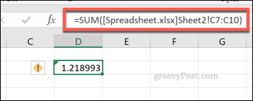 O formulă Excel SUM folosind o gamă de celule dintr-un alt fișier Excel