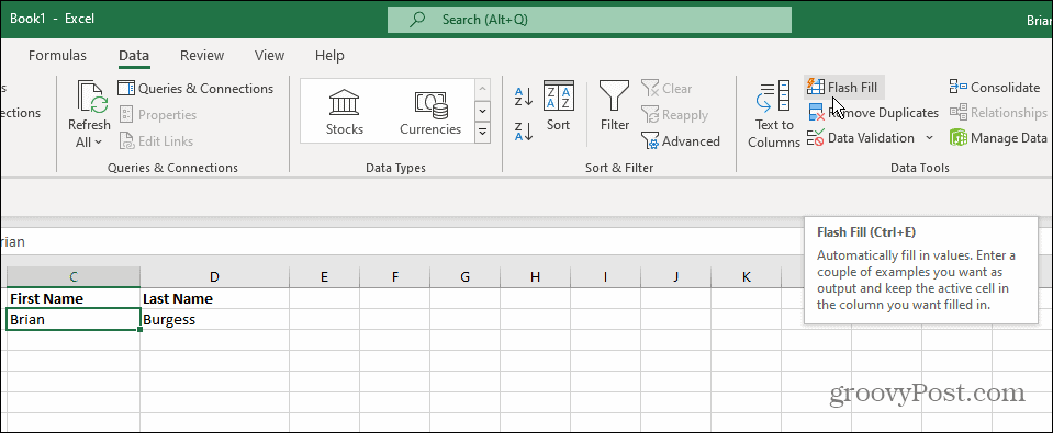 Instrumente de date Flash Fill Excel