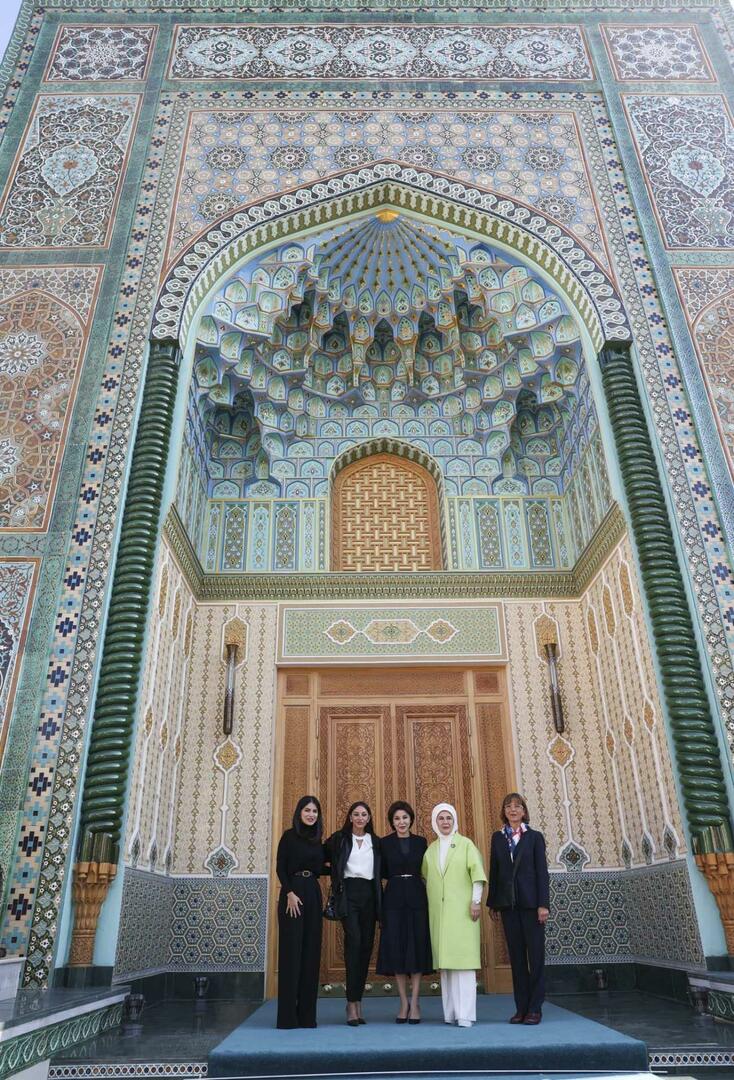 Emine Erdogan a împărtășit vizita sa în Uzbekistan