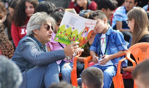 Iubitorii de carte s-au întâlnit în Piața Taksim