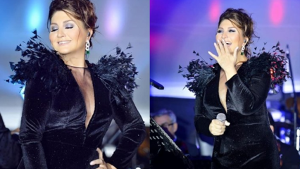 Sibel Can, care a susținut un concert în Cipru, a căzut de pe scenă!
