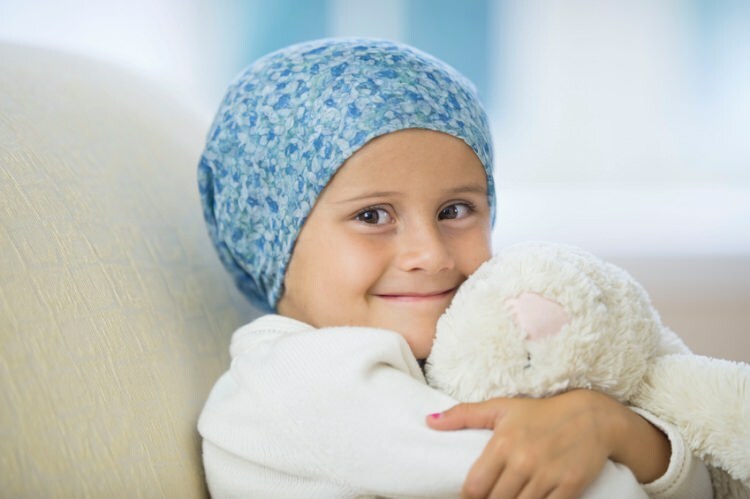 Ce este leucemia (cancerul de sânge)? Care sunt simptomele leucemiei la copii?