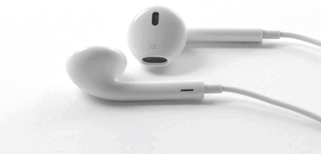 Ar trebui Apple Ditch EarPods pe iPhone-uri noi?