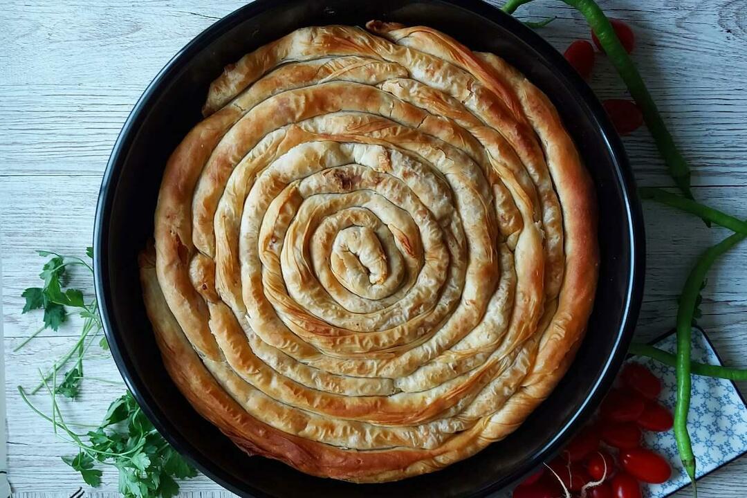 Cum se prepară plăcintă cu cartofi? Rețeta delicioasă de patiserie dolamber a lui Kütahya
