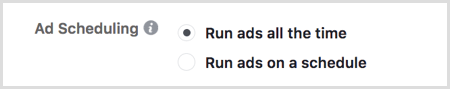 Selectați Rulați anunțuri într-o programare atunci când vă configurați campania Facebook.