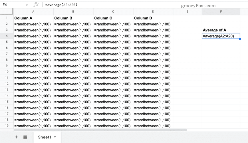 O foaie de calcul Google Sheets cu formule vizibile