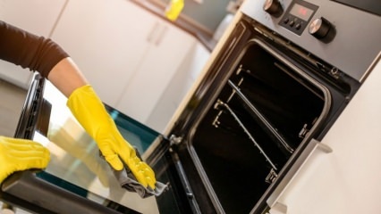 Cum să curățați interiorul cuptoarelor?