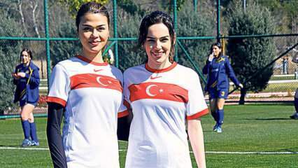 Yağmur Tanrısevsin și Aslıhan Karalar au jucat un meci special cu echipa națională de fotbal feminin!