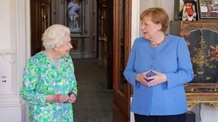 Regină Un cadou special de la Elisabeta președintelui german Angela Merkel!