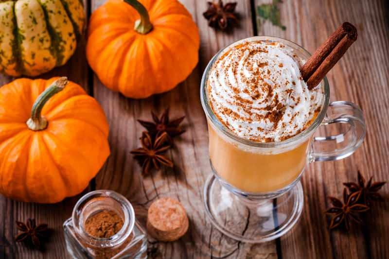 Cum se face Pumpkin Spice Latte? Ce conține Pumpkin Spice Latte?