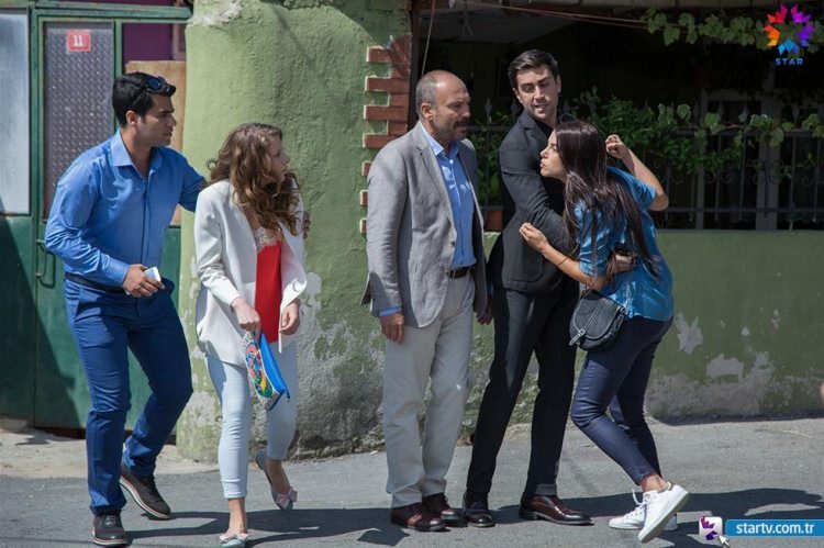Fazilet Hanım și Kızları trailerul episodului 16! Căsătoria șocantă a lui Ece și Hazım ...