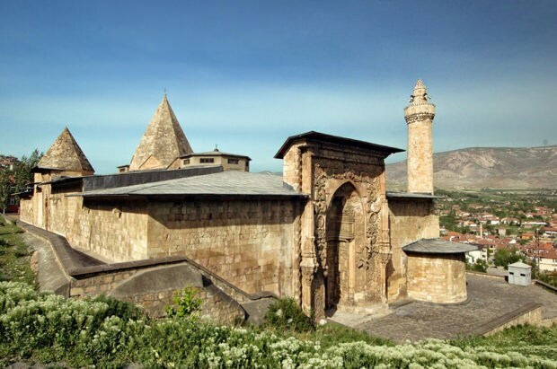 Moscheea Divrigi Mare