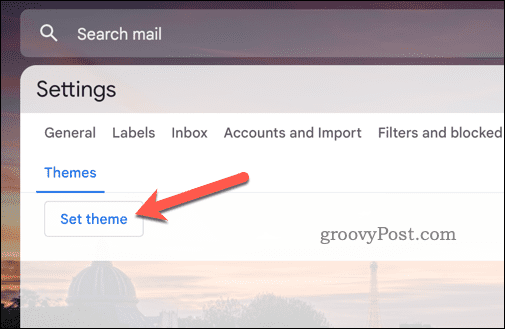 Butonul Setați tema Gmail