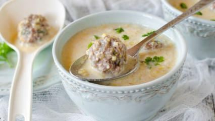 Reteta delicioasa de supa de chiftelute