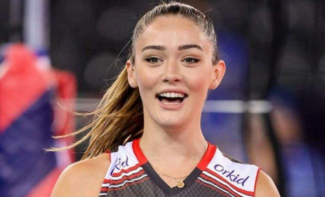 Jucătoarea naţională de volei Zehra Güneş a devenit chipul publicitar al mărcii de make-up