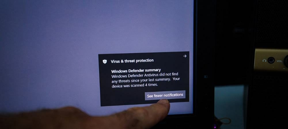 Cum să opriți Defender pe Windows 10 de la trimiterea automată de mostre de viruși la Microsoft