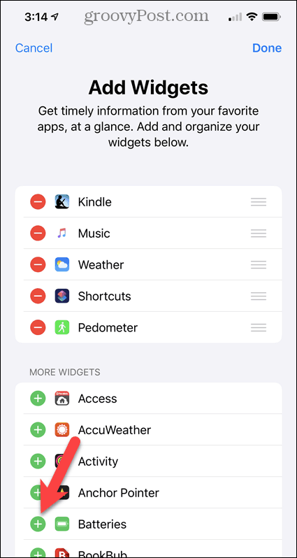 Adăugați widgetul Baterii la ecranul de widgeturi iPhone