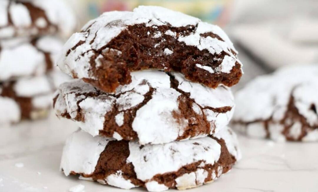 Cum să faci prăjituri cu crack brownie care se topesc în gură? Acest fursec spart este atât de suspect!