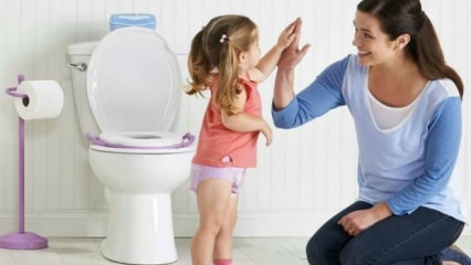 Care este regula de 3 zile în antrenamentul la toaletă? Când se dă antrenamentul la toaletă, la ce vârstă începe?