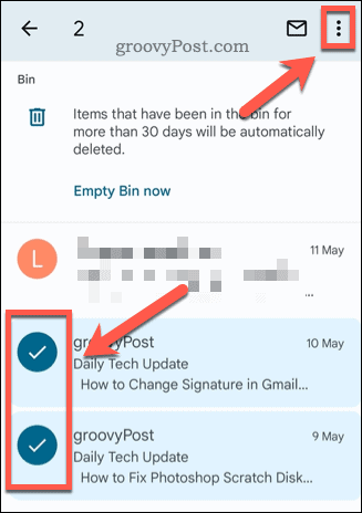 Selectarea e-mailurilor în dosarul Coș de gunoi Gmail