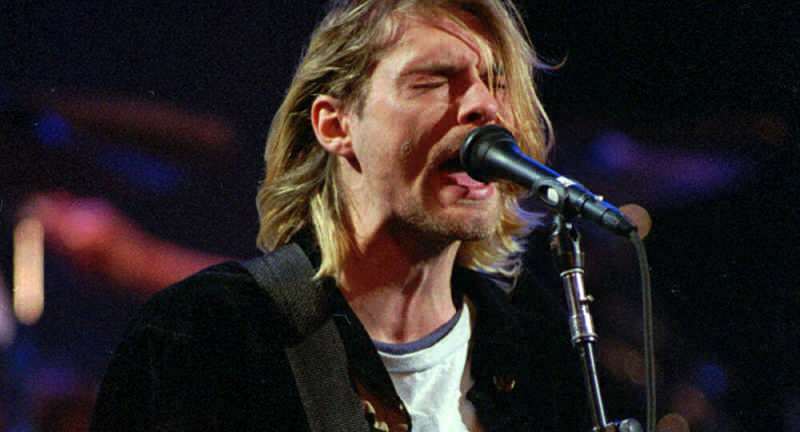 Părul lui Kurt Cobain s-a vândut la licitație