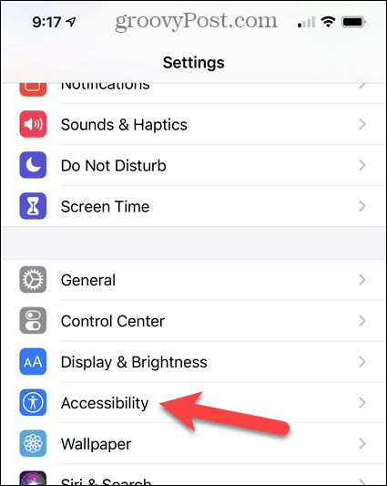 Atingeți Accesibilitatea pe ecranul Setări iPhone