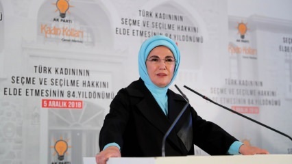 Prima Doamnă Erdoğan a participat la Ziua Drepturilor Femeii