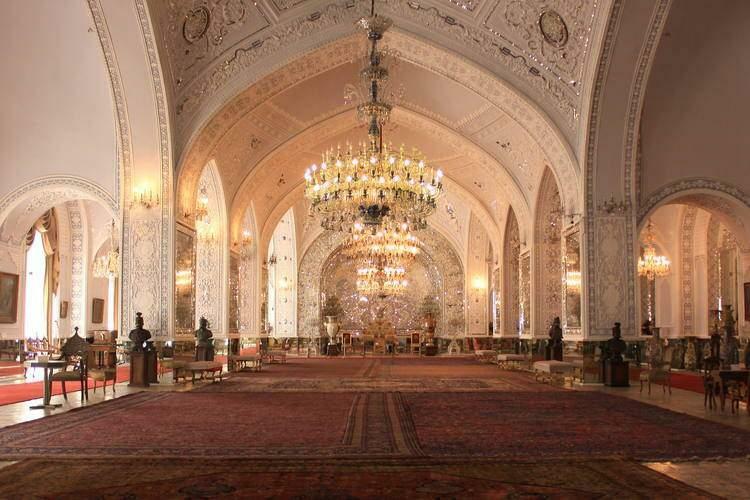Interiorul Palatului Golestan