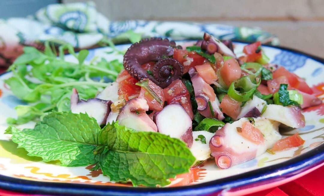 Cum se prepară salată de caracatiță și care sunt trucurile salatei de caracatiță?