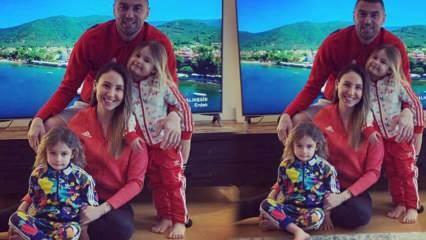 Burak Yilmaz este în vacanță împreună cu familia sa!