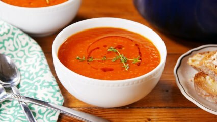 Cum se prepară ușor supa de roșii acasă?