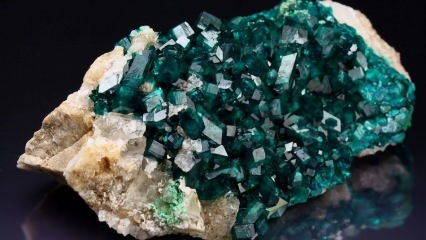 Ce este piatra de smarald și cum este formată? Caracteristici necunoscute ale pietrei de smarald ...
