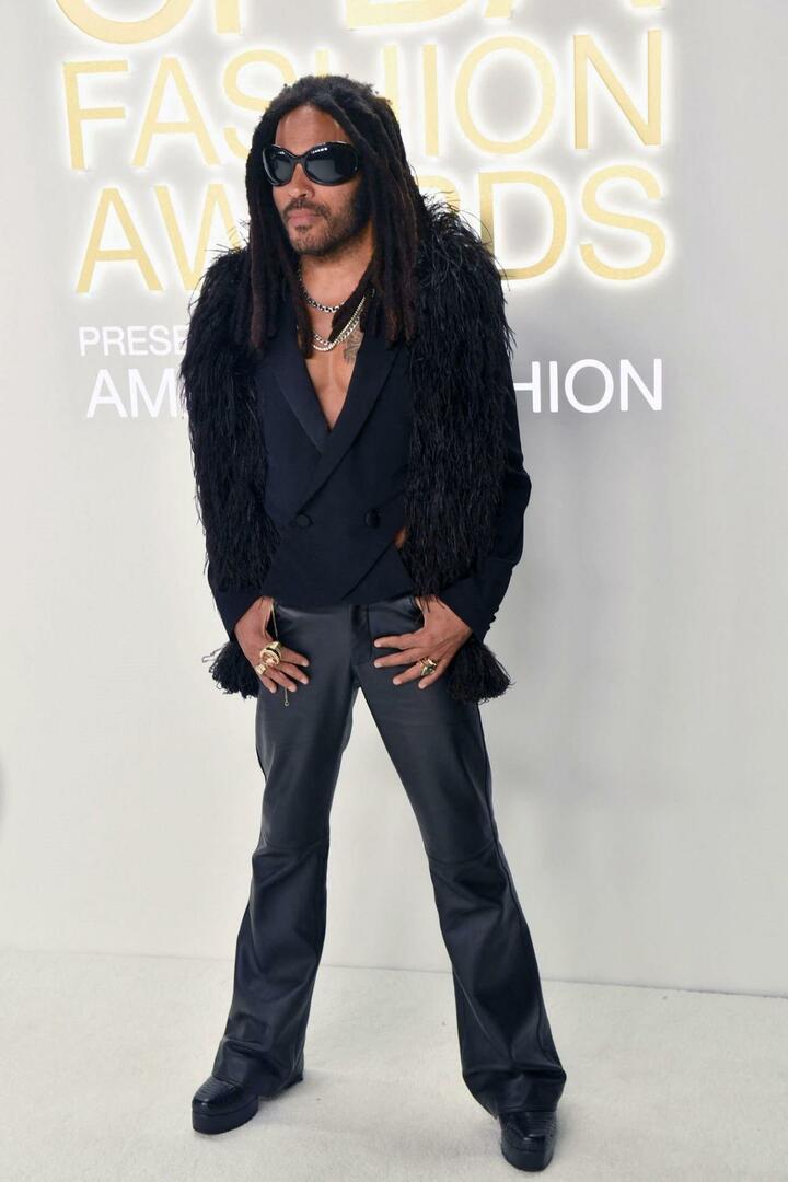 Lenny Kravitz a fost numită iconița modei a anului 2022