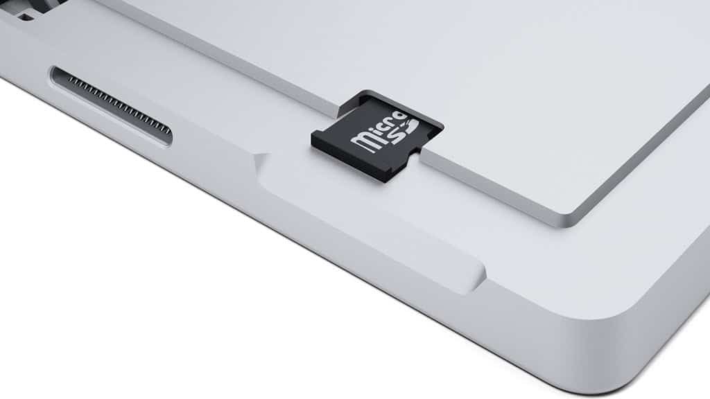 Adăugați spațiu de stocare la Microsoft Surface RT cu un card MicroSD