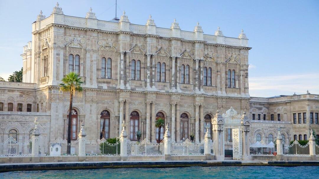 Palatul Dolmabahçe