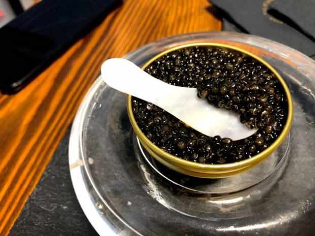 Cum se îndepărtează caviarul de pește