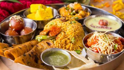 Ce să mănânci în India? Mâncare locală indiană