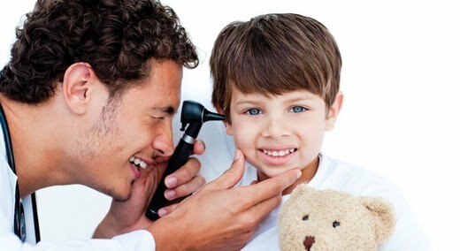 Atenție la sănătatea urechilor la copii!